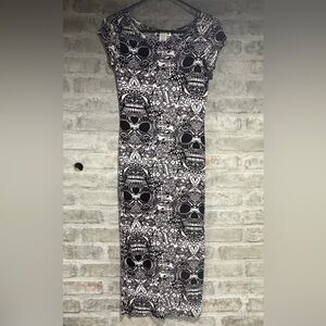 Black and White Skull Pattern Dress